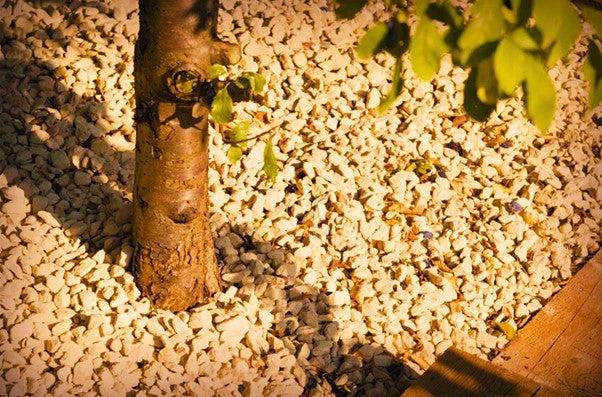 Cotswold Stone Chippings  Bulk Bag 10 - 20mm - Armstrong Cheshire