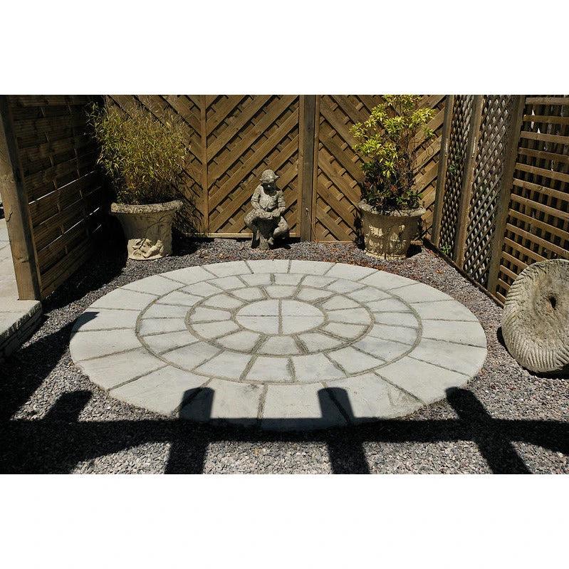 Patio Circle Kit Cathedral Concrete Paving 2.56m Diameter Weathered York - Armstrong Cheshire
